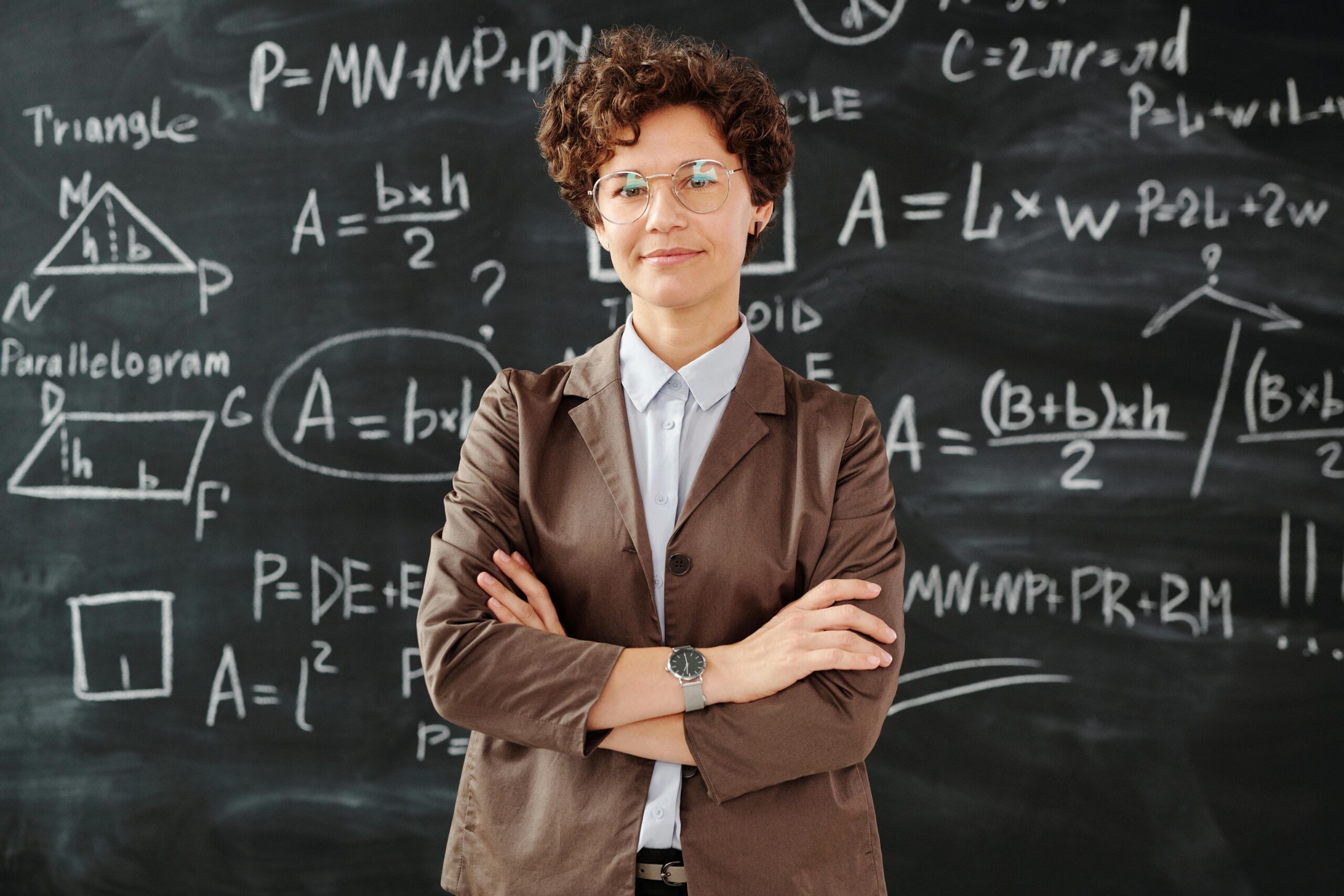 Write Best Method To Teach Students : Engage, inspire and empower.